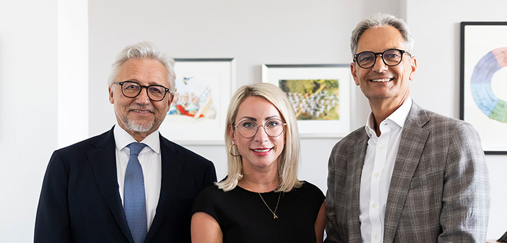 Prof. Dr. med. Hans-Jochen Heinze, Stefanie Günther sowie Prof. Dr. med. Michael Sailer 